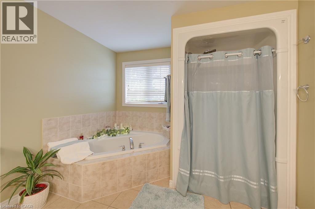78 Stuckey Avenue, Baden, Ontario  N3A 4R5 - Photo 33 - 40864965