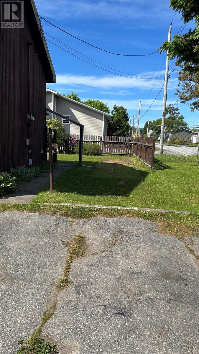 22 MacNeil Crescent, Stephenville — photo 25