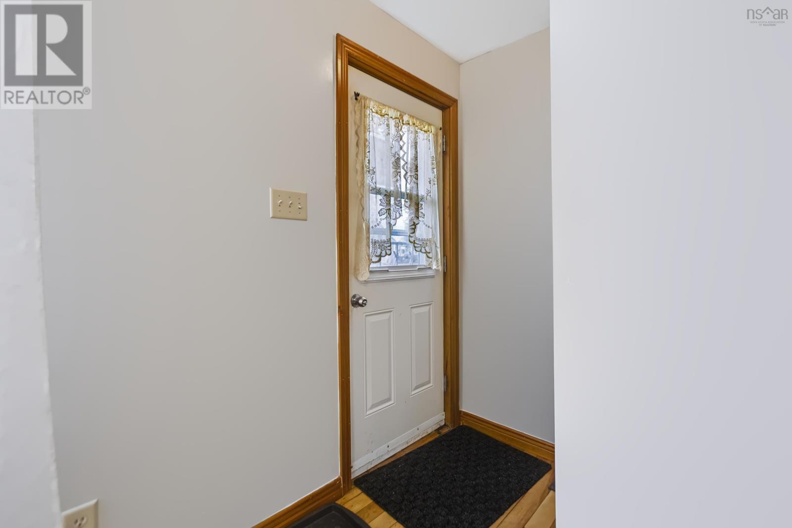 17 East Pleasant Street, Amherst, Nova Scotia  B4H 1M6 - Photo 23 - 202623888