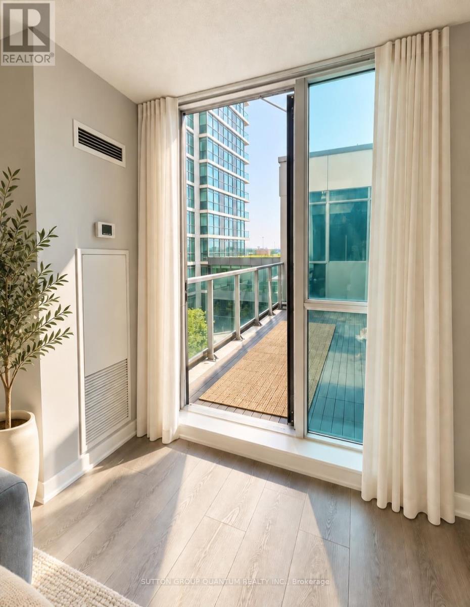 411 - 215 Sherway Gardens Road, Toronto, Ontario  M9C 0A4 - Photo 11 - W13808028