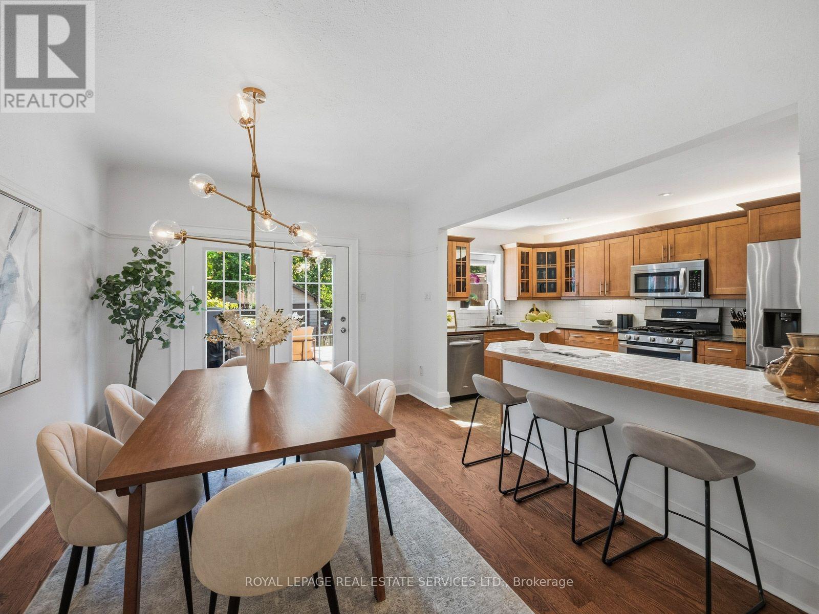 276 Durie Street, Toronto, Ontario  M6S 3G3 - Photo 10 - W13808030