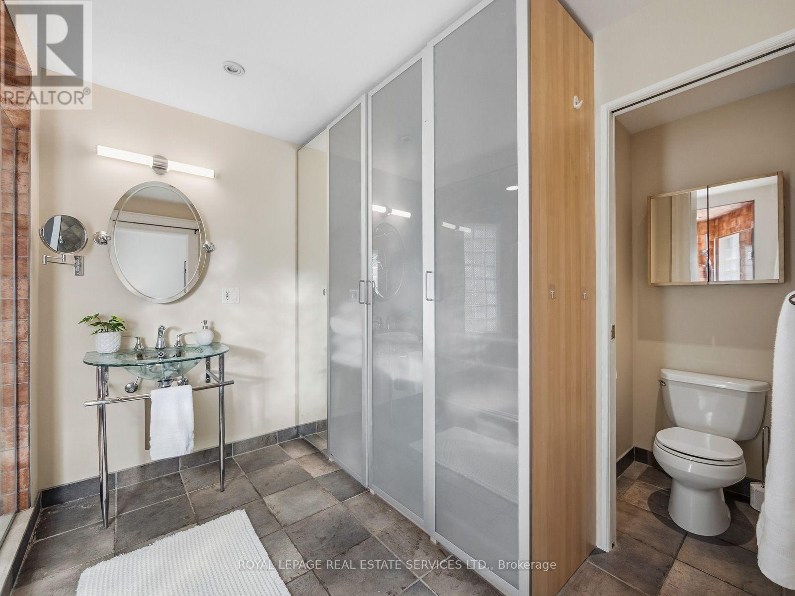 276 Durie Street, Toronto, Ontario  M6S 3G3 - Photo 27 - W13808030