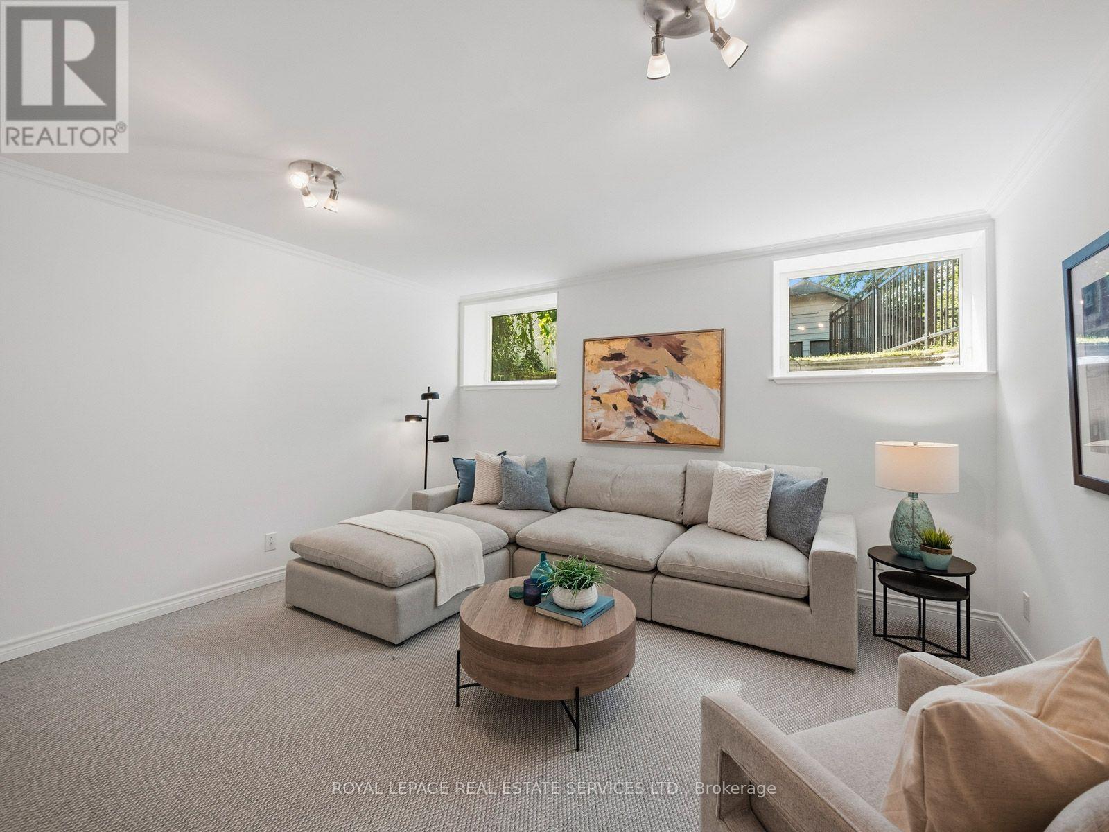 276 Durie Street, Toronto, Ontario  M6S 3G3 - Photo 36 - W13808030