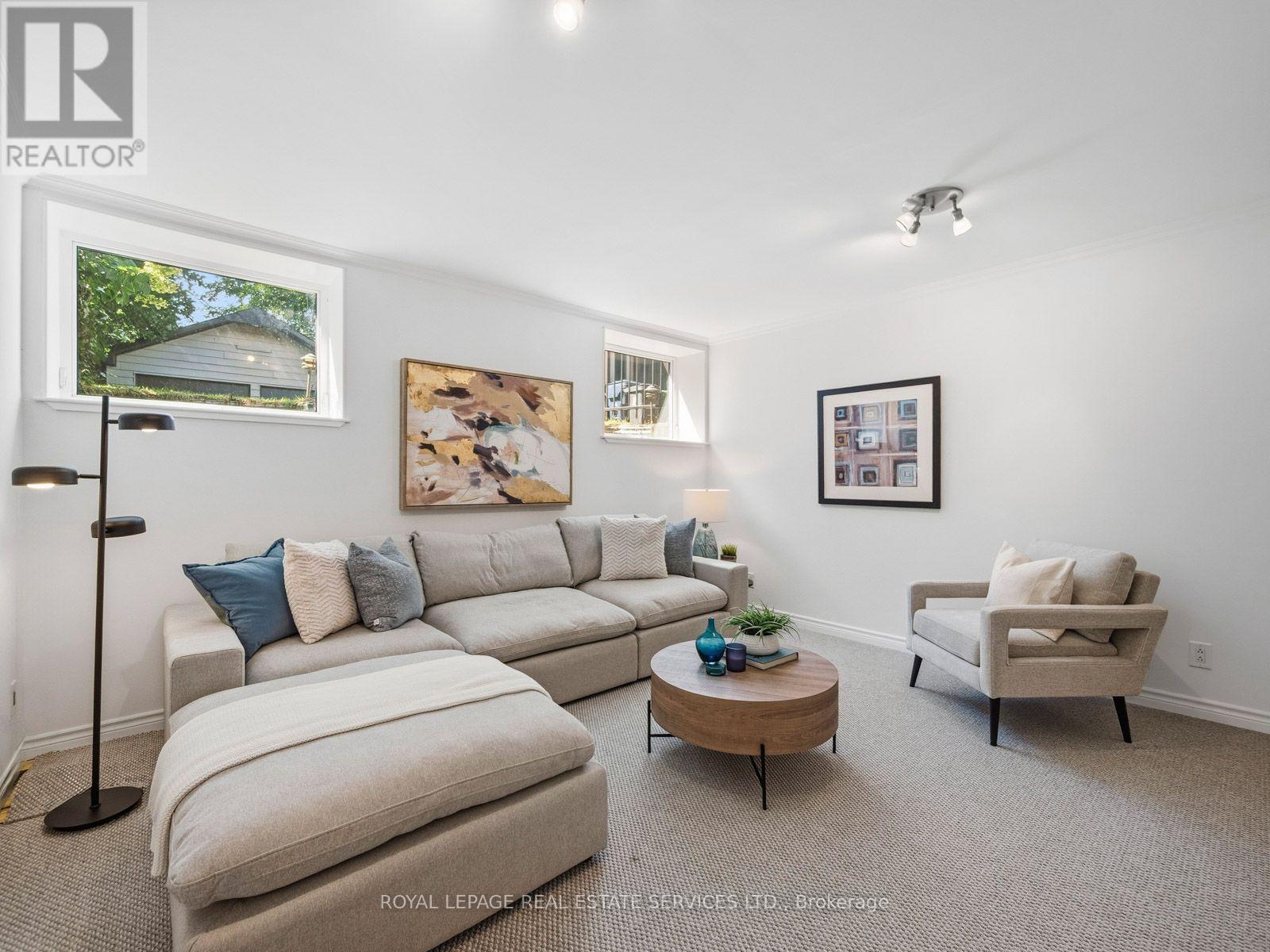 276 Durie Street, Toronto, Ontario  M6S 3G3 - Photo 37 - W13808030