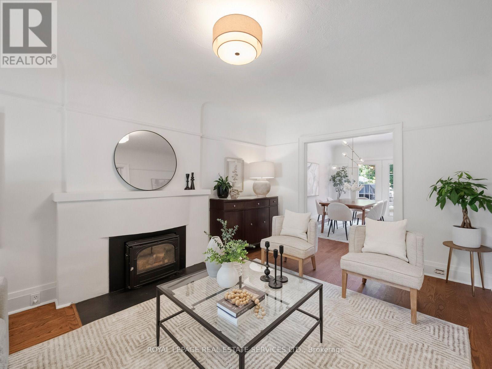 276 Durie Street, Toronto, Ontario  M6S 3G3 - Photo 7 - W13808030