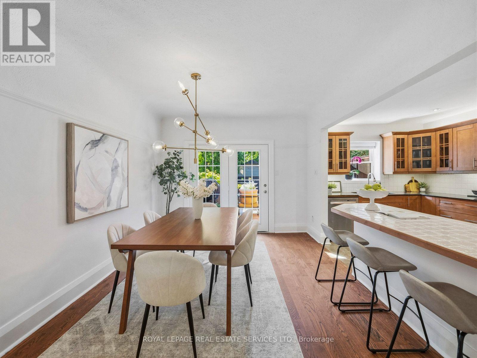 276 Durie Street, Toronto, Ontario  M6S 3G3 - Photo 9 - W13808030
