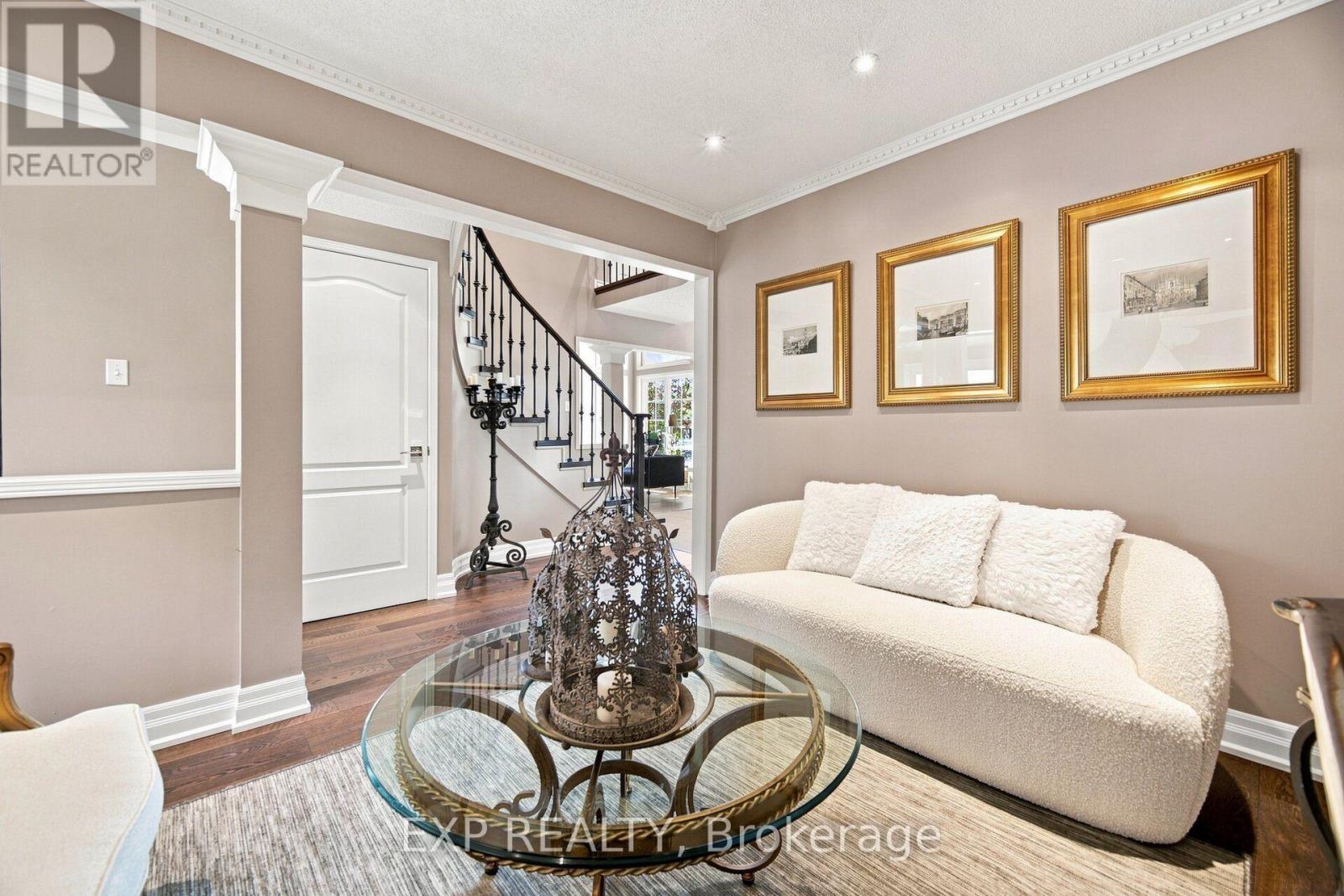 5911 Greensboro Drive, Mississauga, Ontario  L5M 5S4 - Photo 26 - W13808042
