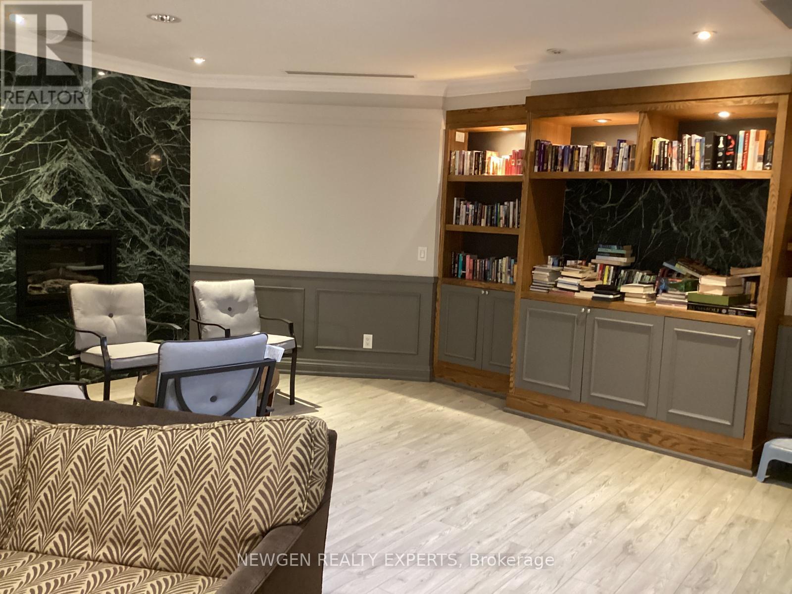 21 - 109 Georgian Drive, Oakville, Ontario  L6H 0E7 - Photo 46 - W13808066