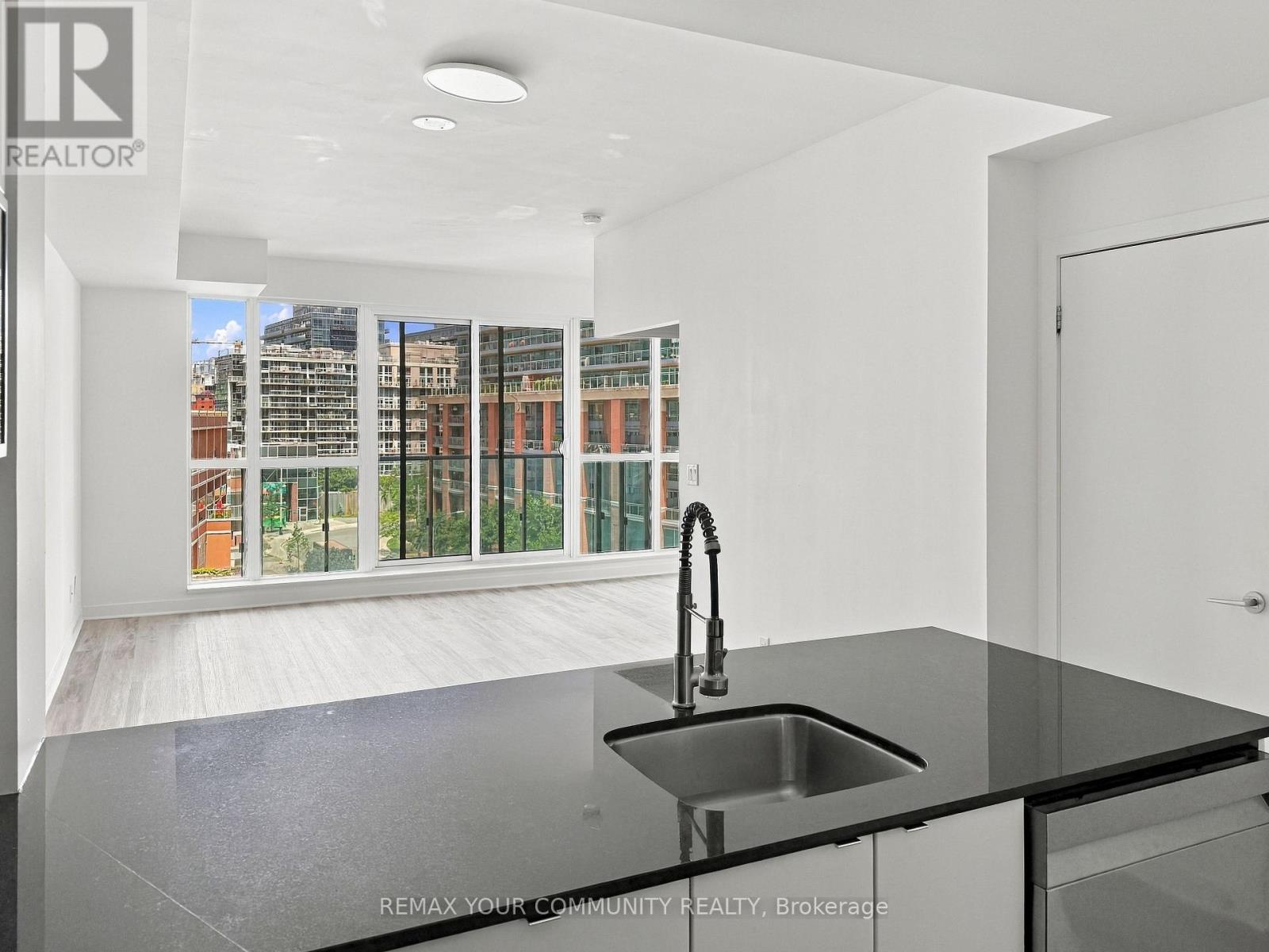 618 - 150 East Liberty Street, Toronto, Ontario  M6K 3R5 - Photo 12 - C13621346