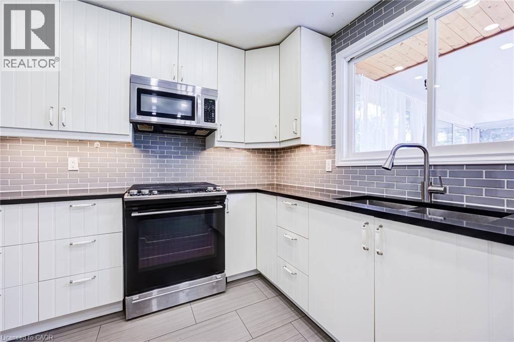 2037 Mountain Grove Avenue, Burlington, Ontario  L7P 2H8 - Photo 12 - 40863203