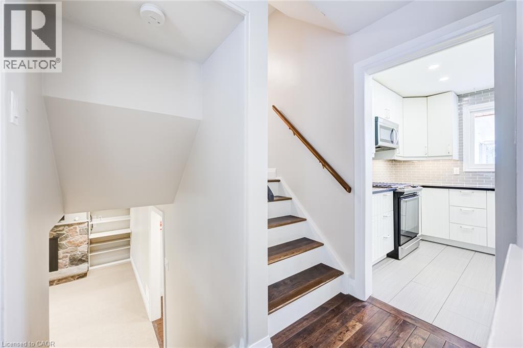2037 Mountain Grove Avenue, Burlington, Ontario  L7P 2H8 - Photo 14 - 40863203