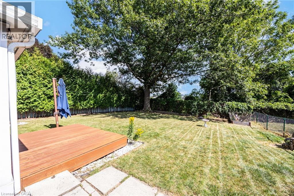 2037 Mountain Grove Avenue, Burlington, Ontario  L7P 2H8 - Photo 31 - 40863203