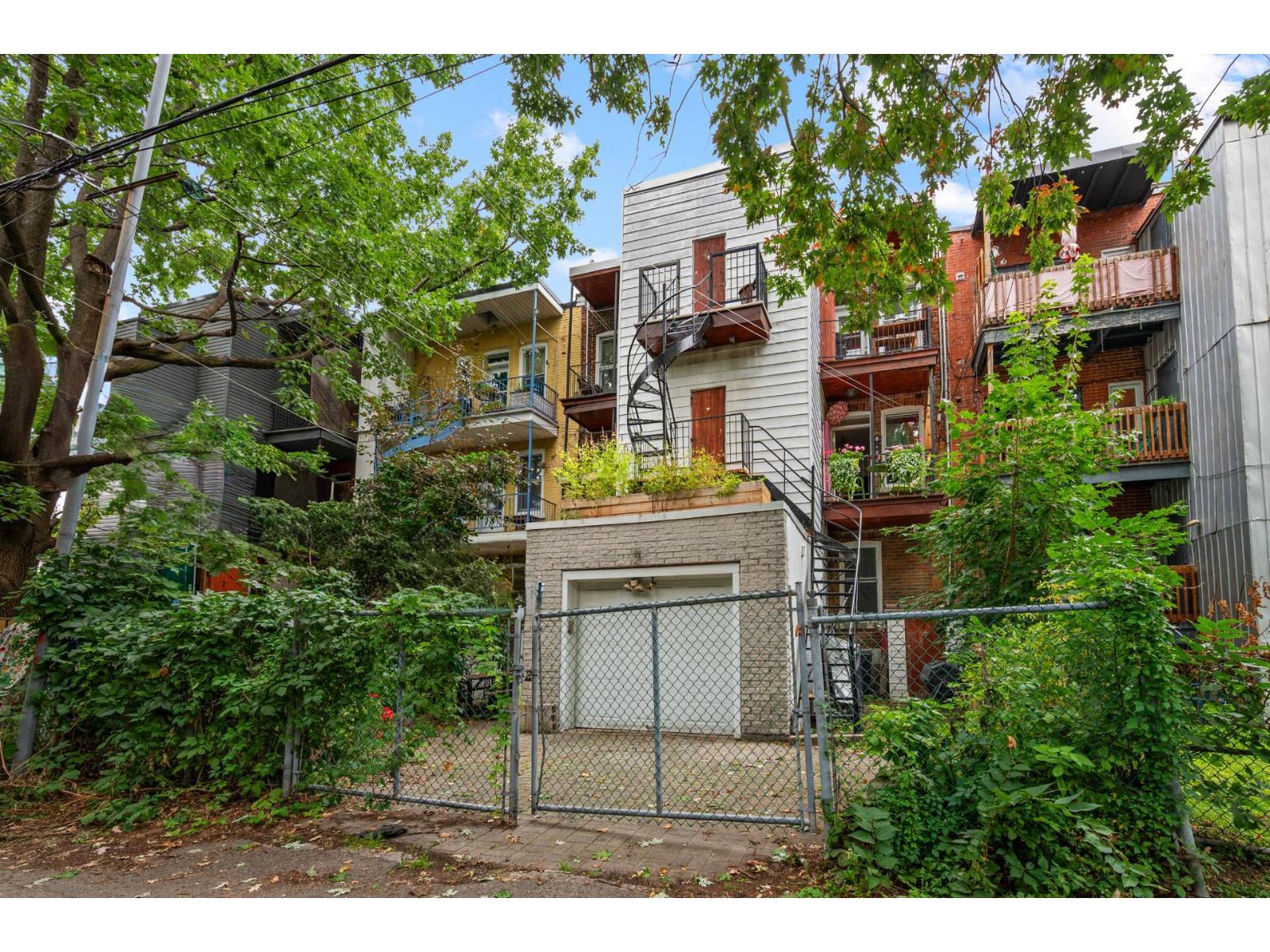 2190-2198 Rue Davidson Montréal (Mercier/Hochelaga-Maisonneuve) Quebec Canada H1W2Y8 2