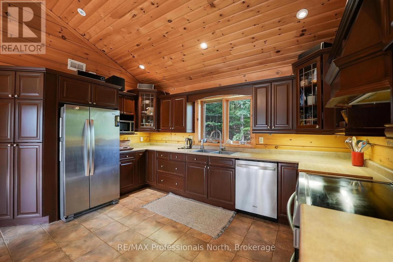 1025 Canfield Lane, Minden Hills, Ontario  K0M 2K0 - Photo 13 - X13807334