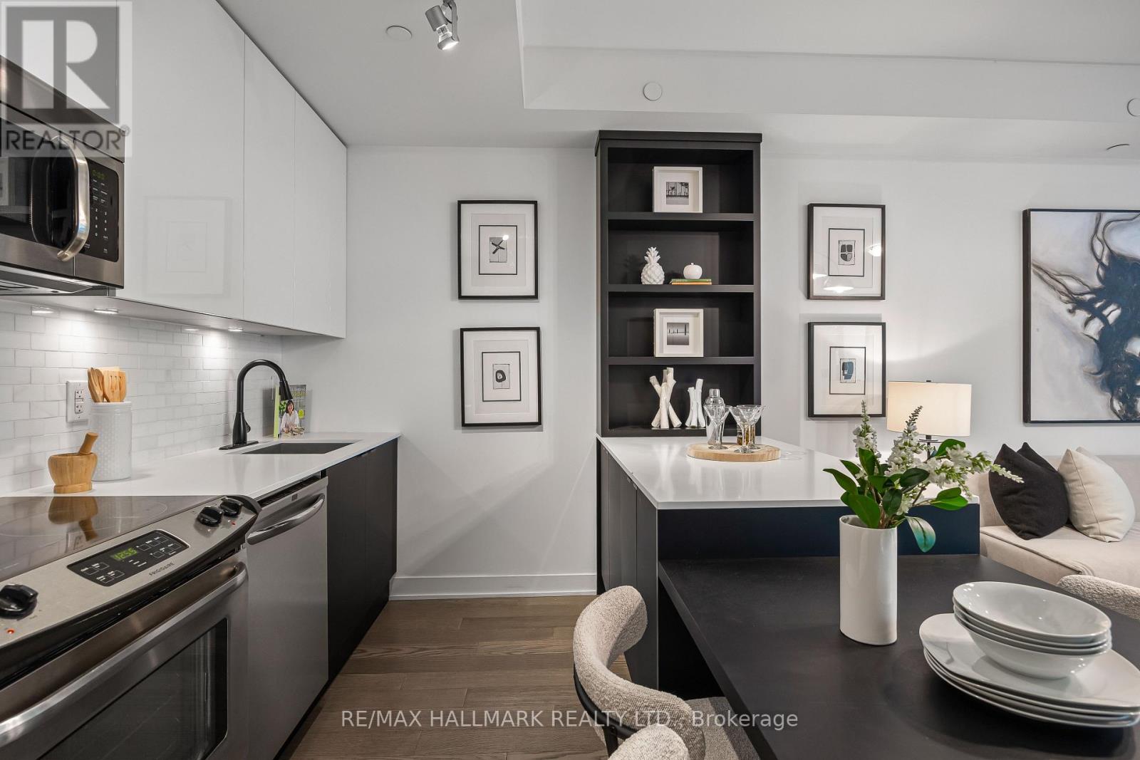 Th-103 - 1815 Yonge Street, Toronto, Ontario  M4T 2A4 - Photo 17 - C13796192