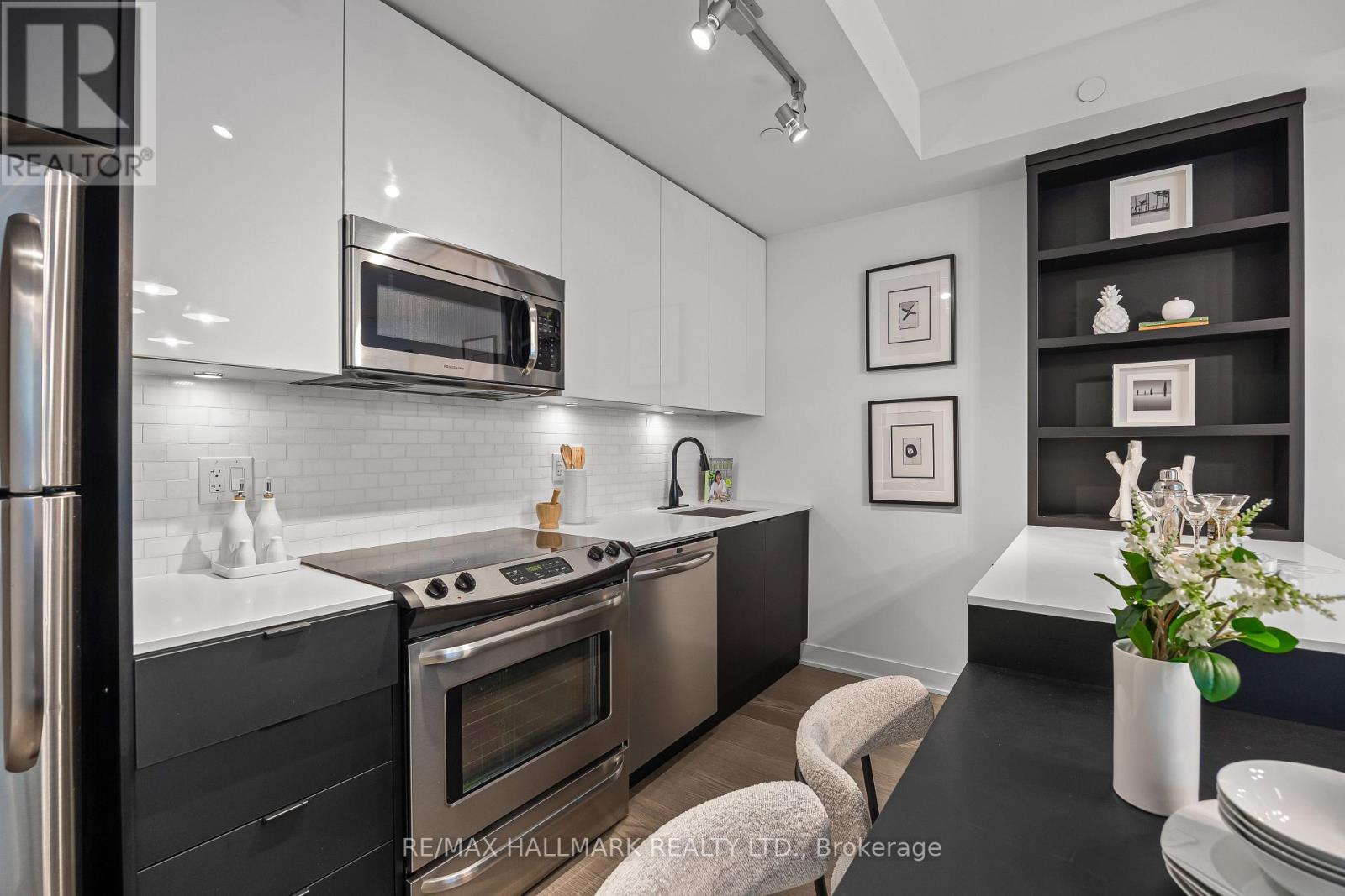 Th-103 - 1815 Yonge Street, Toronto, Ontario  M4T 2A4 - Photo 18 - C13796192