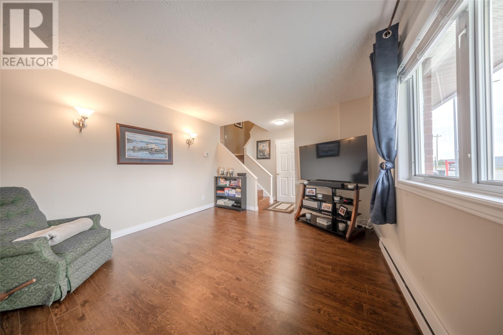 20 Newfoundland Drive photo 6