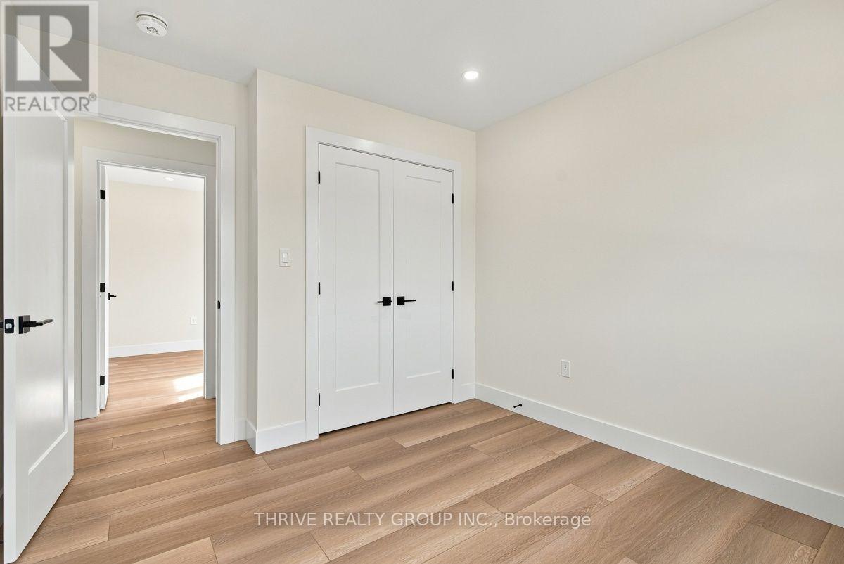 9887 Eric Street, Lambton Shores, Ontario  N0M 2N0 - Photo 33 - X13808188