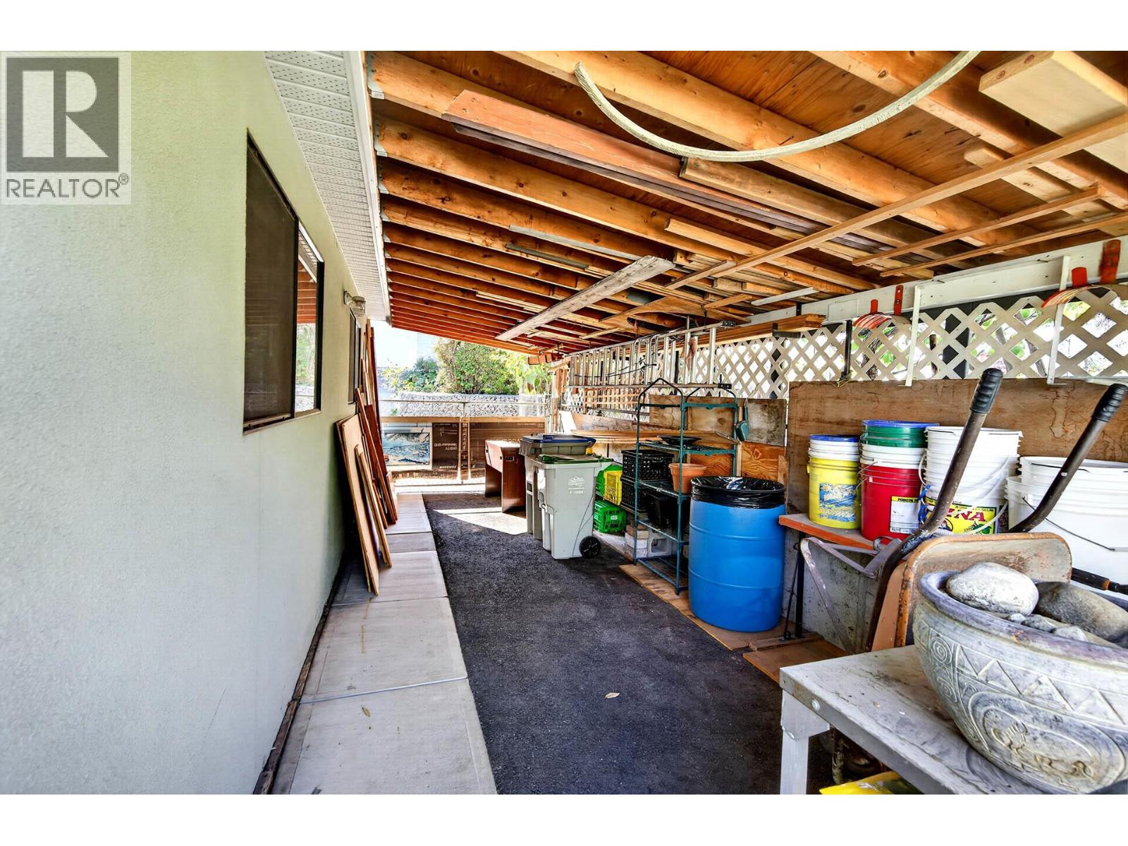 615 Dominion Street, Kamloops, British Columbia  V2C 2X6 - Photo 53 - 10401356