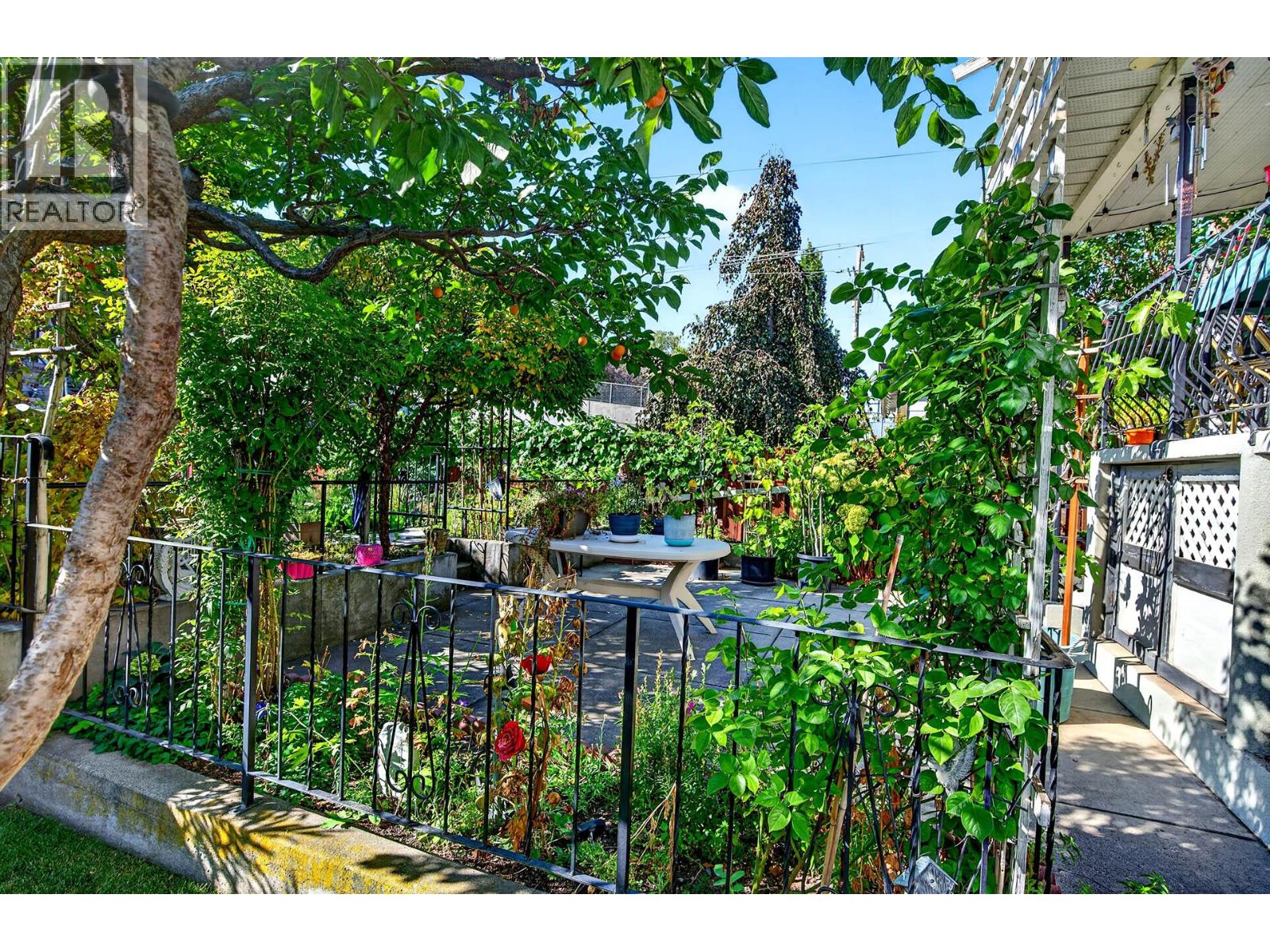 615 Dominion Street, Kamloops, British Columbia  V2C 2X6 - Photo 49 - 10401356