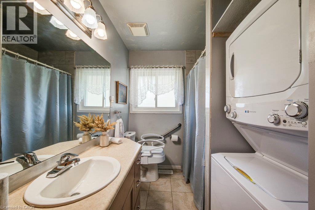 507 Manchester Road, Kitchener, Ontario  N2B 1A7 - Photo 21 - 40853424
