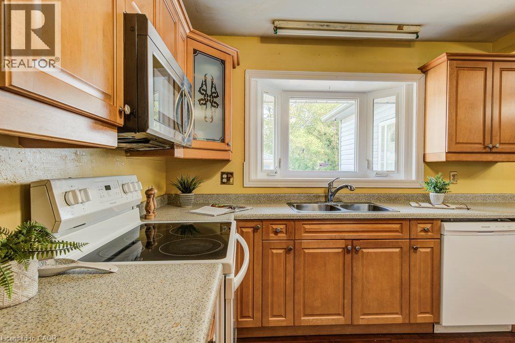 507 Manchester Road, Kitchener, Ontario  N2B 1A7 - Photo 13 - 40853424