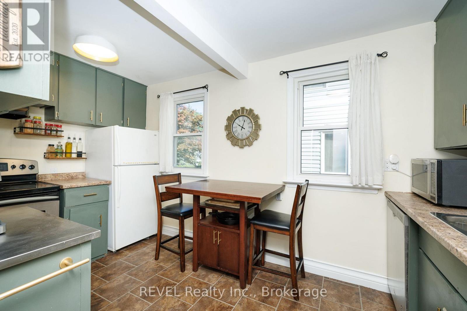 5608 Glamis Crescent, Niagara Falls (Hospital), Ontario L2G 1G3 - Photo 11 - X13808104