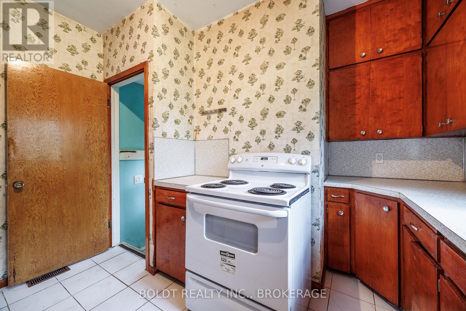 35 Regent Street, Thorold, Ontario  L2V 1T5 - Photo 13 - X13808190