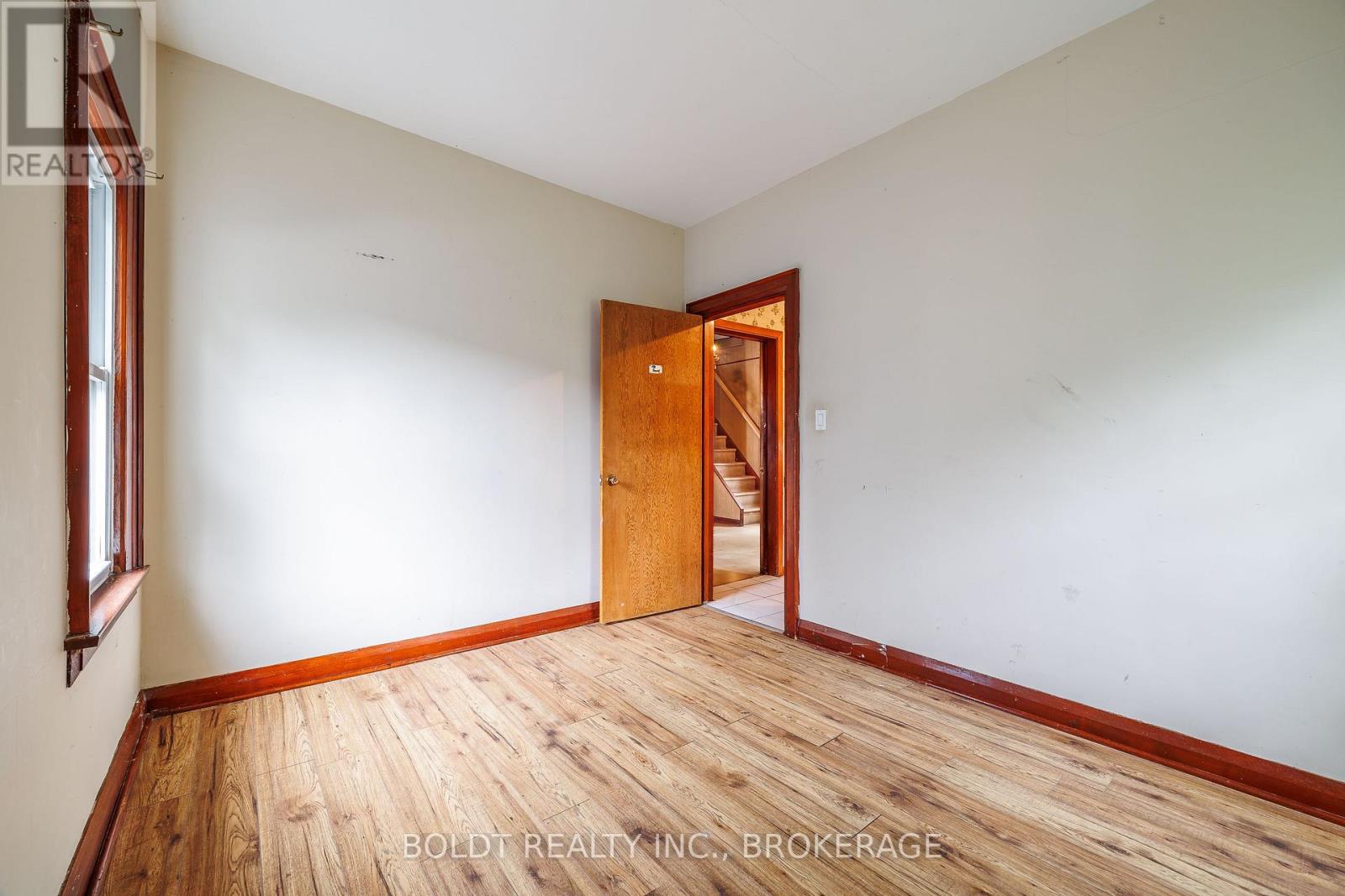 35 Regent Street, Thorold, Ontario  L2V 1T5 - Photo 15 - X13808190