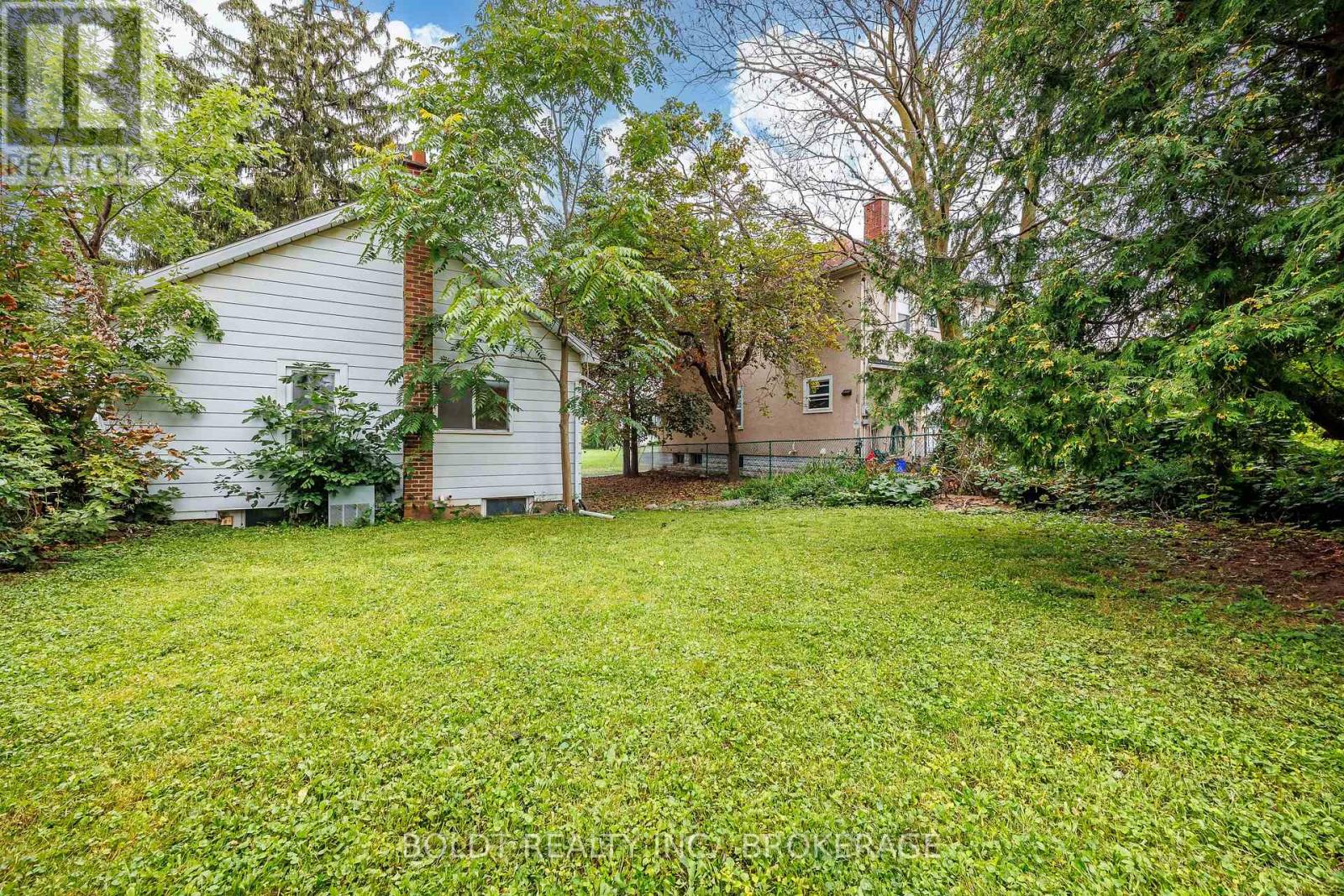 35 Regent Street, Thorold, Ontario  L2V 1T5 - Photo 21 - X13808190