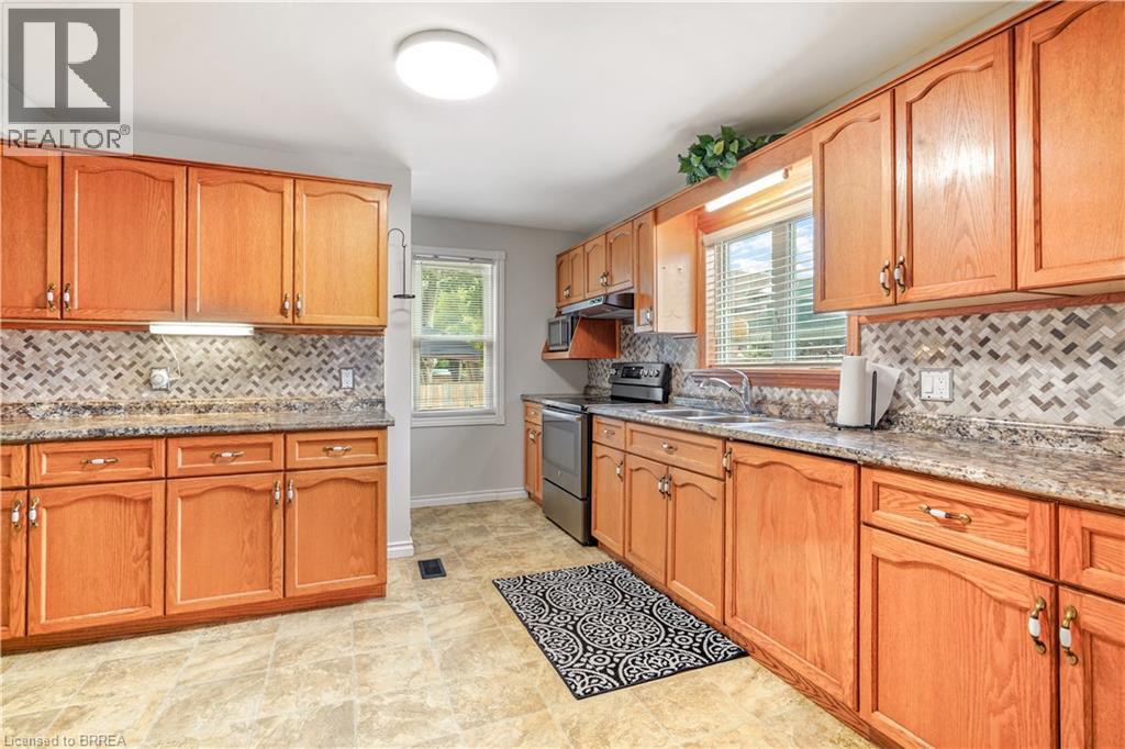 24 Elliott Avenue, Brantford, Ontario  N3T 1E5 - Photo 14 - 40864719
