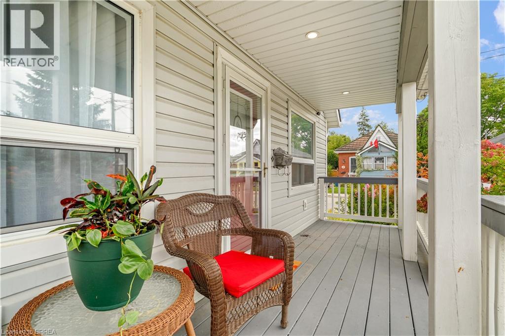 24 Elliott Avenue, Brantford, Ontario  N3T 1E5 - Photo 4 - 40864719