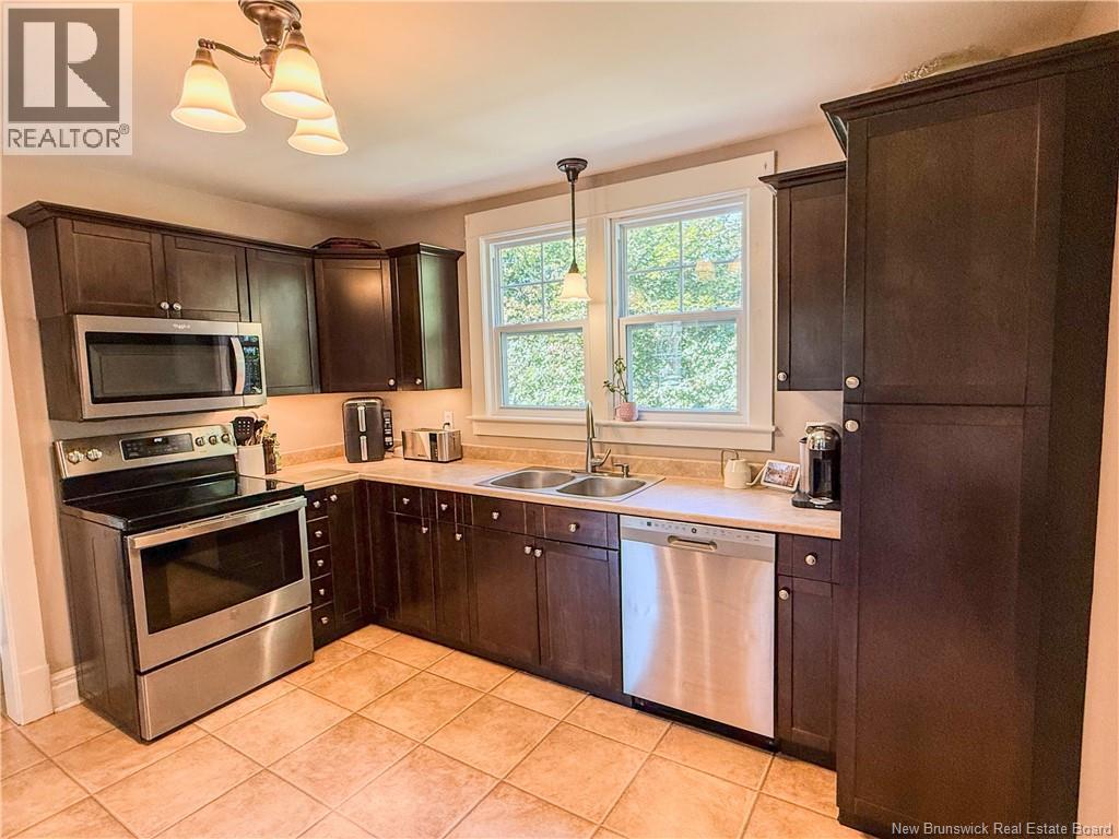 1082 Main Street, Sussex Corner, New Brunswick  E4E 2Z8 - Photo 12 - NB147846