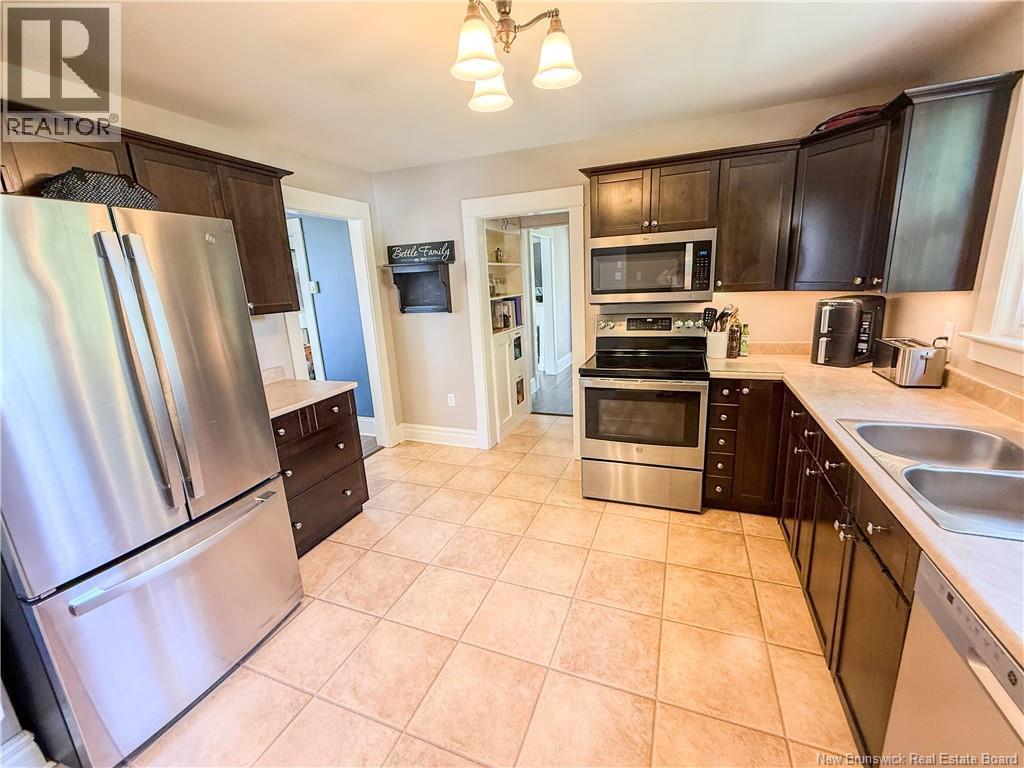 1082 Main Street, Sussex Corner, New Brunswick  E4E 2Z8 - Photo 15 - NB147846