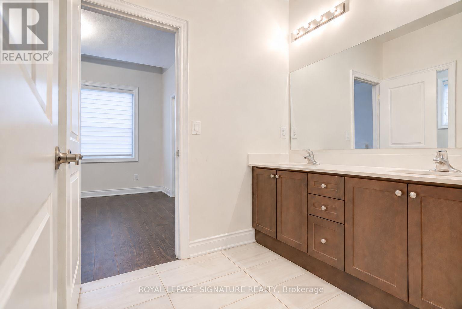 71 Maple Fields Circle, Aurora, Ontario L4G 3X6 - Photo 27 - N13800284