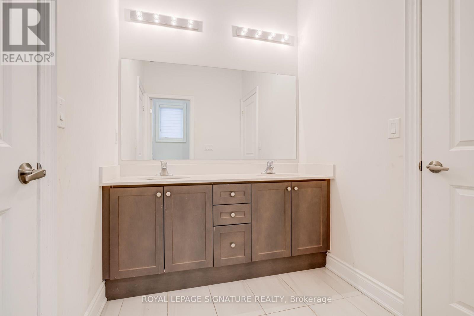 71 Maple Fields Circle, Aurora, Ontario L4G 3X6 - Photo 28 - N13800284