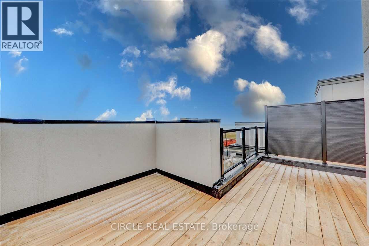 14 CLIPPER LANE photo 10