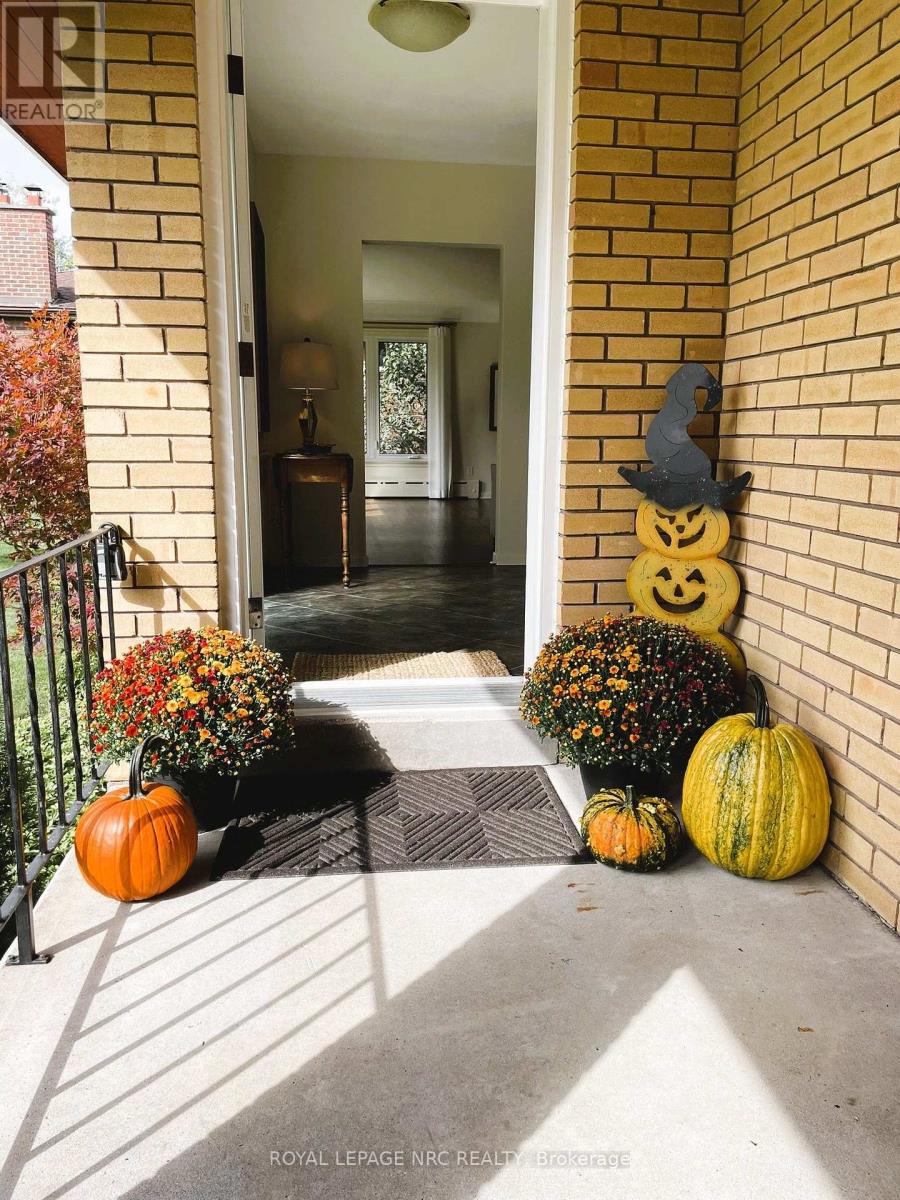 24 TENNESSEE AVENUE, Port Colborne, Ontario
