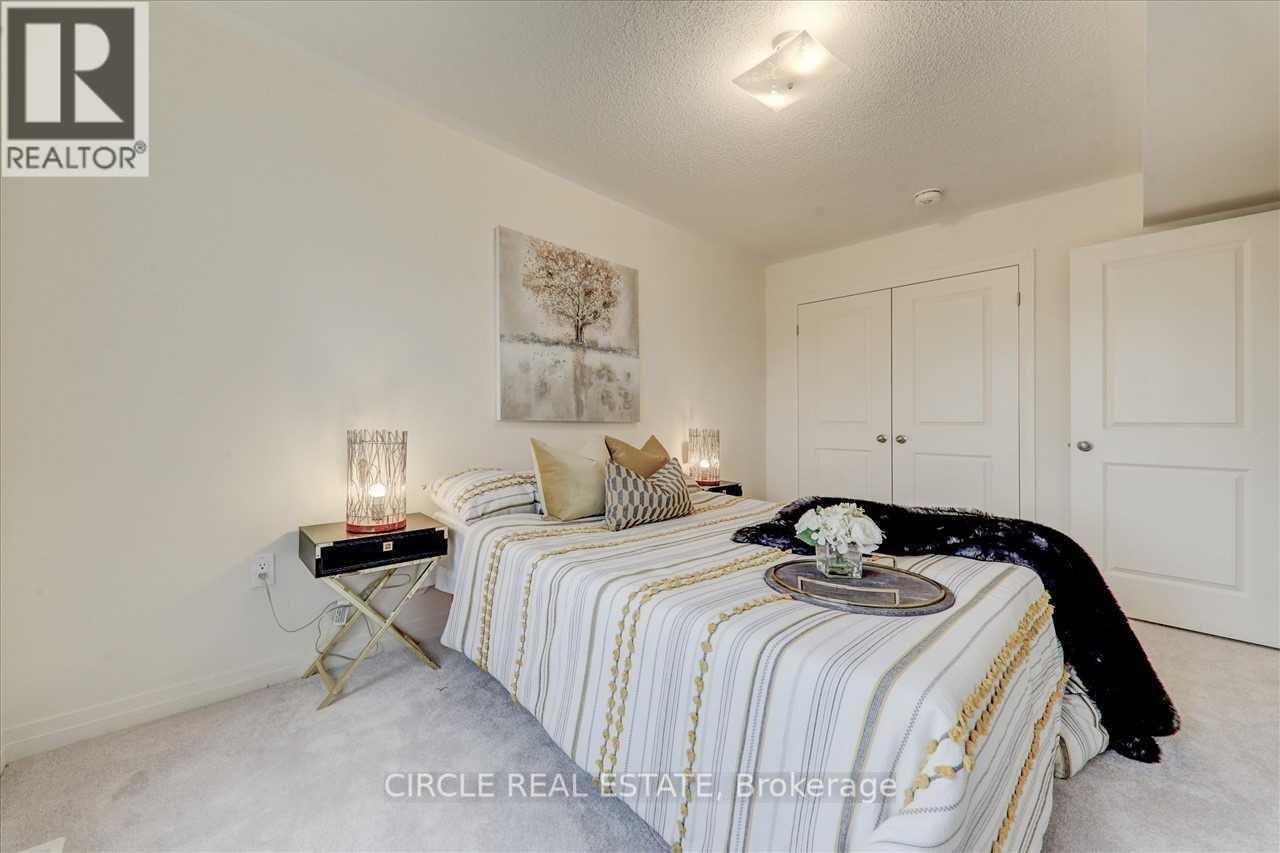 14 CLIPPER LANE photo 31