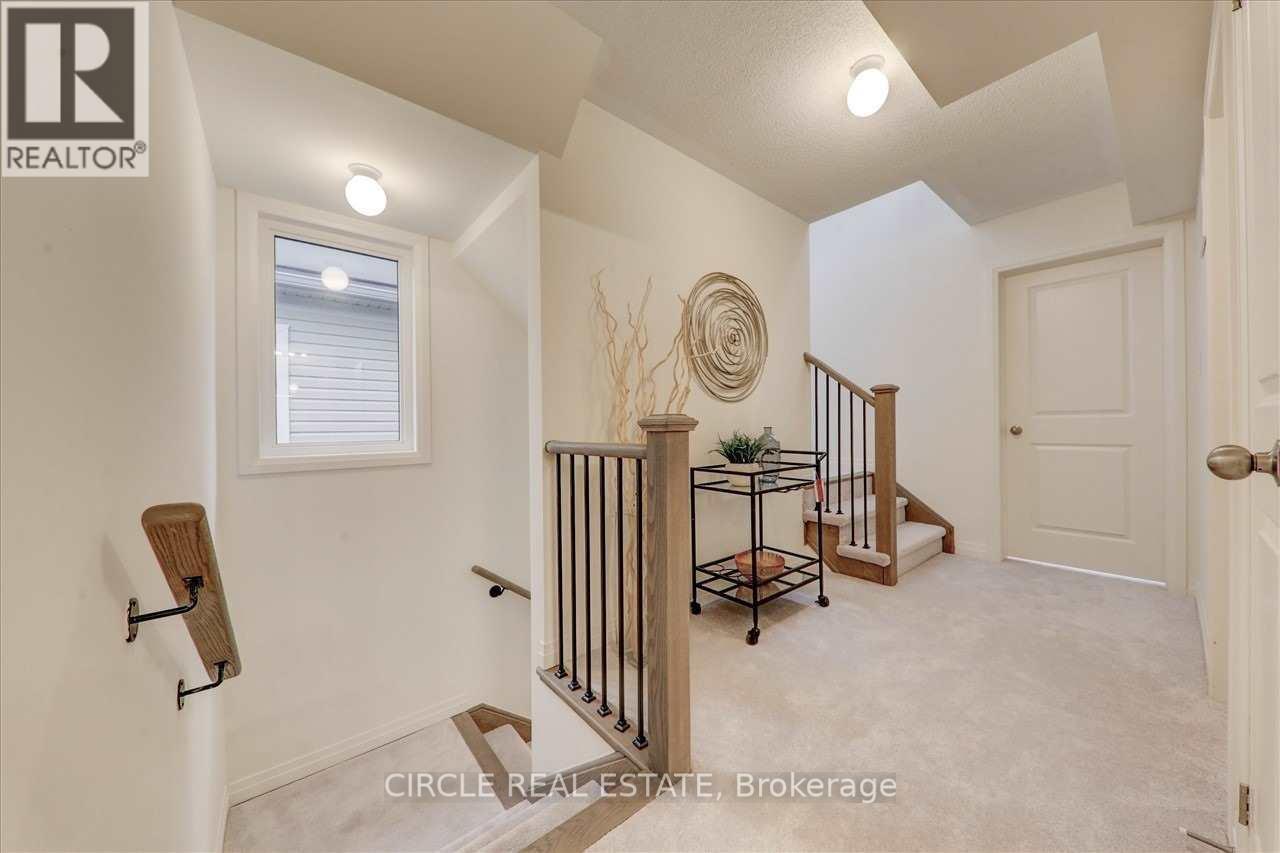 14 CLIPPER LANE photo 39