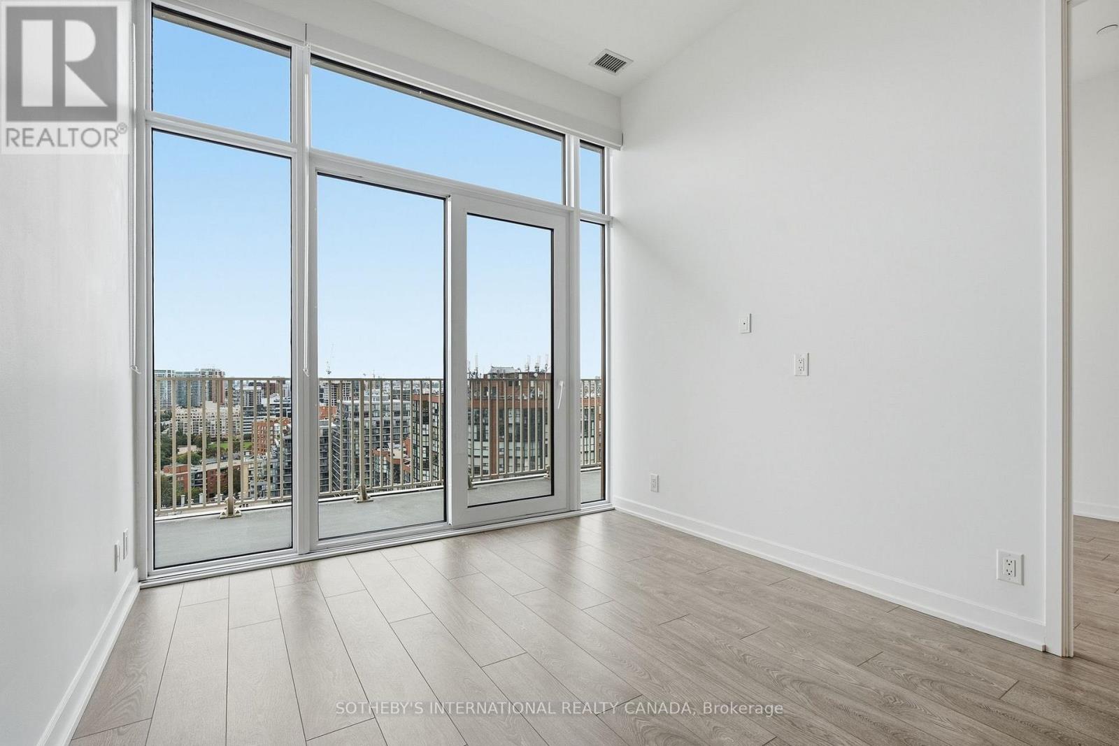 Ph01 - 88 Bathurst Street, Toronto, Ontario  M5V 0W8 - Photo 10 - C13808186