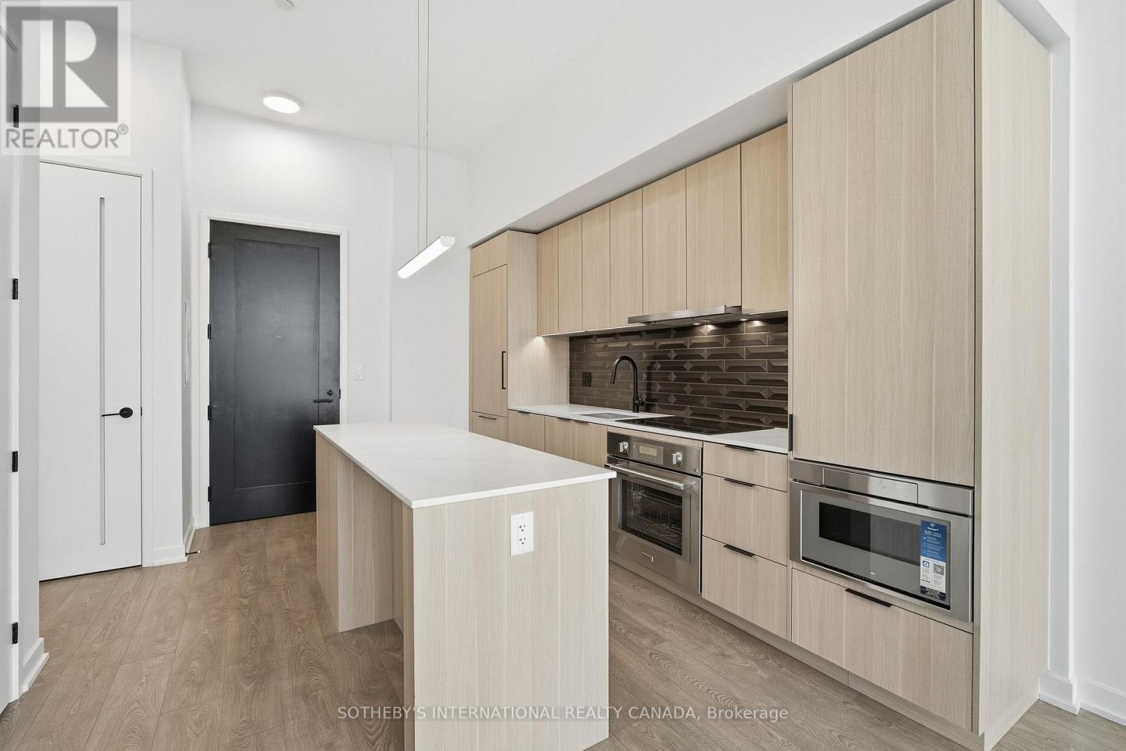 Ph01 - 88 Bathurst Street, Toronto, Ontario  M5V 0W8 - Photo 2 - C13808186