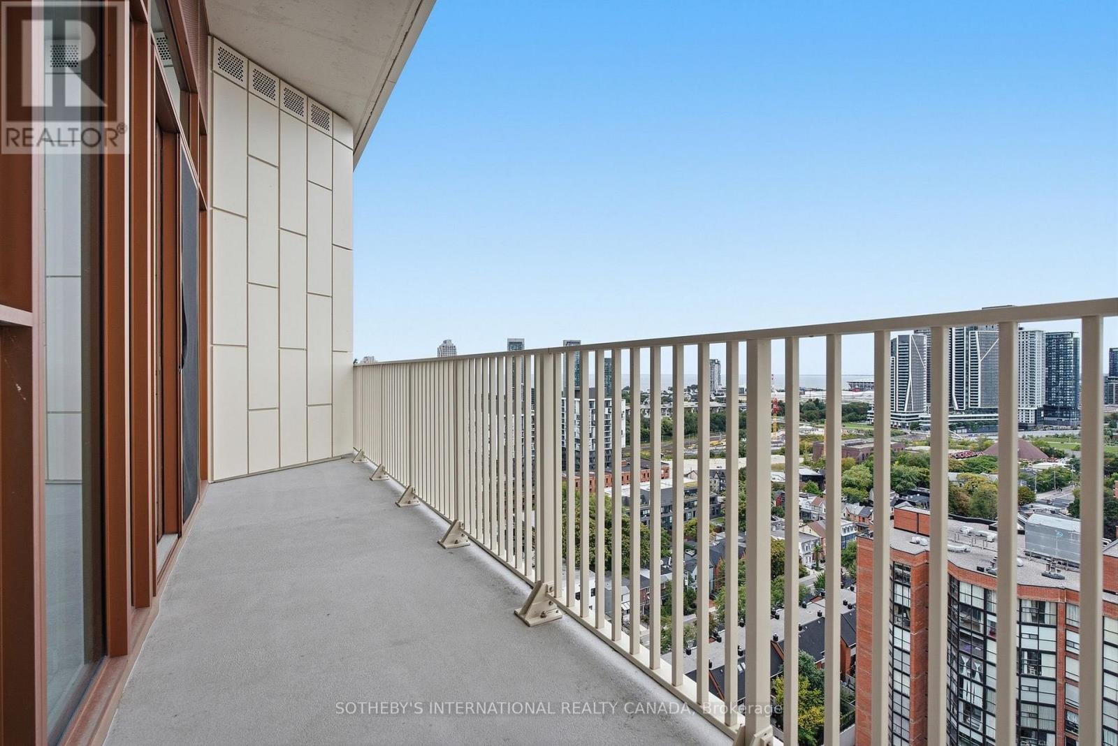 Ph01 - 88 Bathurst Street, Toronto, Ontario  M5V 0W8 - Photo 22 - C13808186