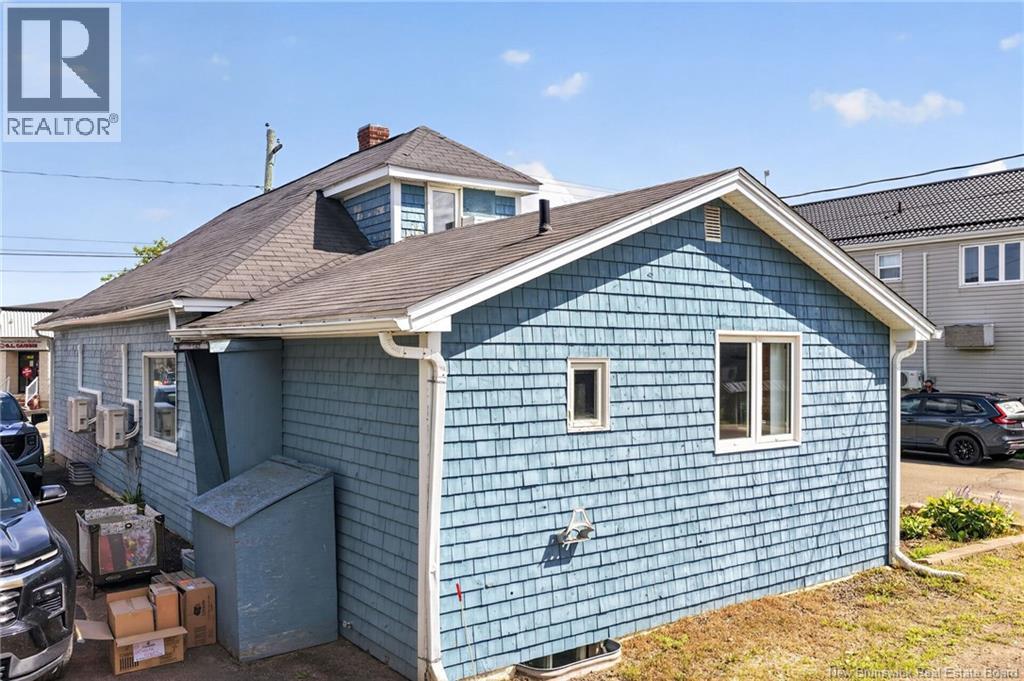 9416 Main Street, Richibucto, New Brunswick  E4W 4E4 - Photo 3 - NB148195