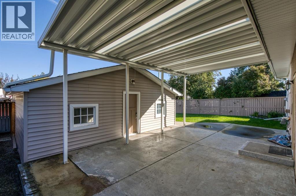36 Bracebridge Crescent SW