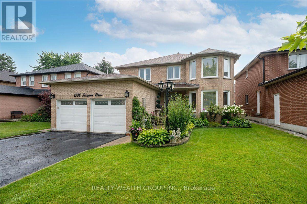 1576 Saugeen Drive, Pickering, Ontario  L1V 6K8 - Photo 1 - E13808166