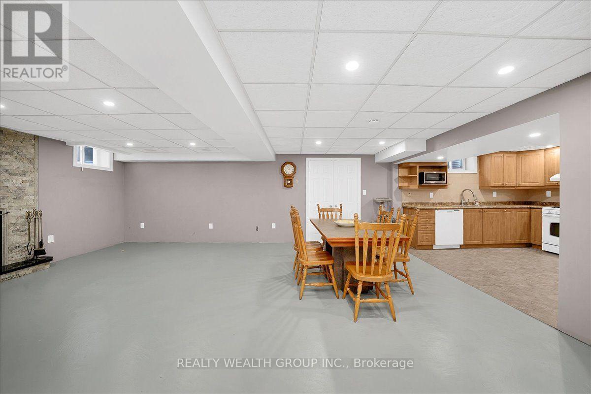 1576 Saugeen Drive, Pickering, Ontario  L1V 6K8 - Photo 30 - E13808166