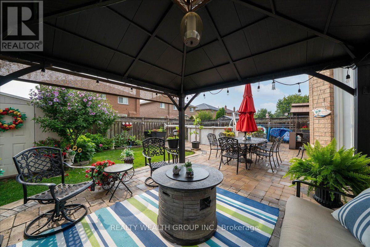 1576 Saugeen Drive, Pickering, Ontario  L1V 6K8 - Photo 35 - E13808166
