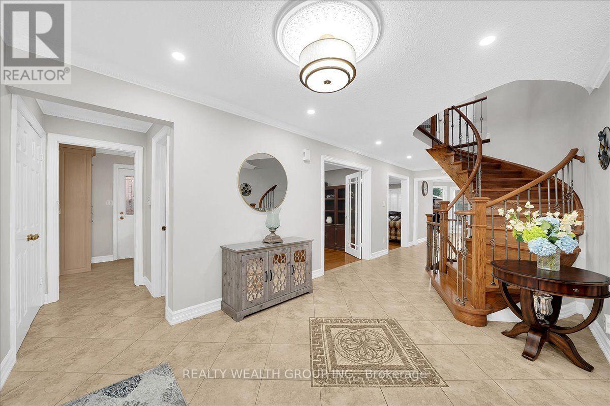 1576 Saugeen Drive, Pickering, Ontario  L1V 6K8 - Photo 6 - E13808166