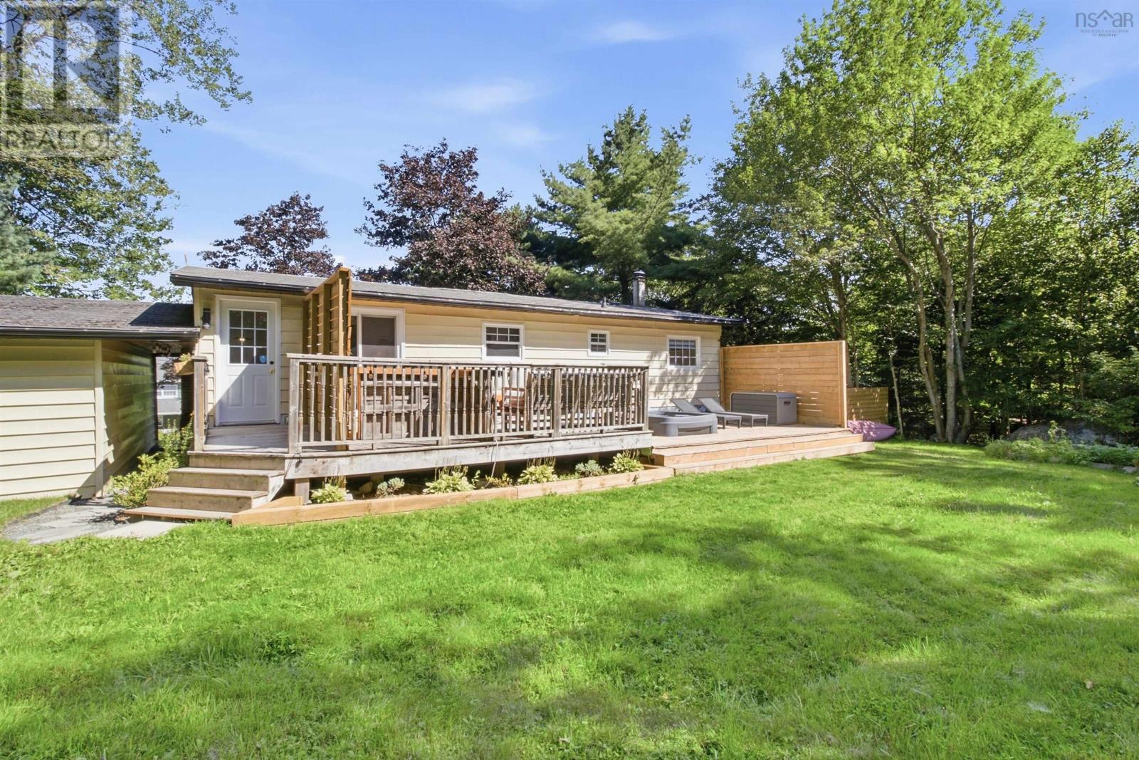 65/67 Joyce Court, Lake Echo, Nova Scotia  B3E 1A8 - Photo 37 - 202623902
